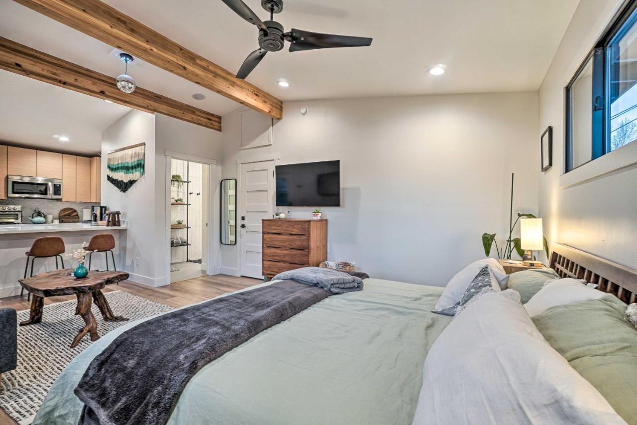 Cozy Flagstaff Studio With Patio - Near Dtwn! Екстериор снимка